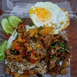 ครัวตัว ต. ถนนคลังอาวุธ