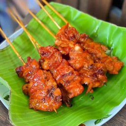 ไก่ปิ้งสุโขทัย By เจ๊จรูญ ตลาดคนเดินสาย 4