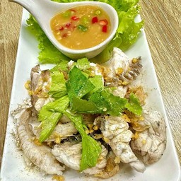 ลวกจิ้มปลากะพง