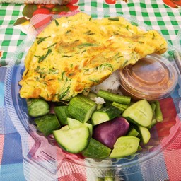 ข้าวไข่เจียวชะอม+น้ำพริกกะปิ