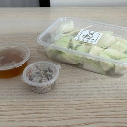 สะดิ้งฟรุ๊ตส์ (Sa-Ding Fruits)
