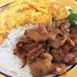 ข้าวหมูทอด