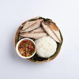 ข้าวหน้าปลาทูแกะ