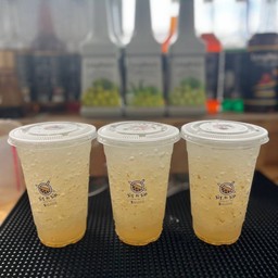 องุ่นไซมัสแคทโซดา