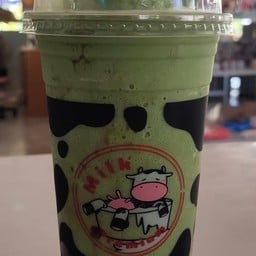 นมหมีชาเขียวปั่น