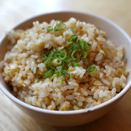 Ninniku Rice ข้าวผัดกระเทียม
