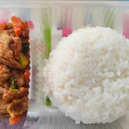 ร้านยำแซ่บเจ้จี๊ด เจ้าเก่ามีนบุรี
