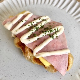Ham & Cheese Croffle