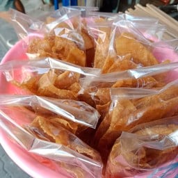 ร้านก๋วยเตี๋ยวลูกชิ้นปลานายแอร์