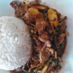 ผัดฉ่าเนื้อ