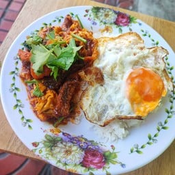 ปลาผงกะหรี่ไข่ข้น (ราดข้าว)