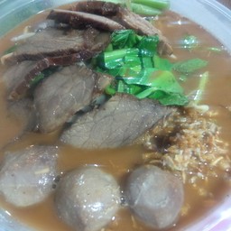 เกาเหลาเนื้อตุ๋น