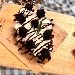 ครอฟเฟิลช็อกโกแลต + บราวน์นี่ Croffle chocolate + brownie