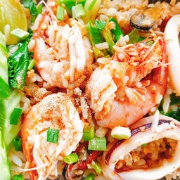ข้าวผัดทะเล