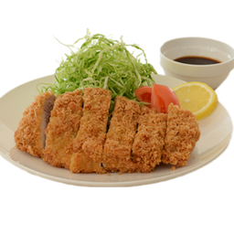 Tonkatsu หมูสันคอชุบเกล็ดขนมปังทอด
