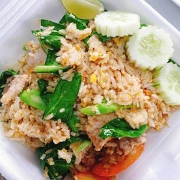 ข้าวผัดหมู