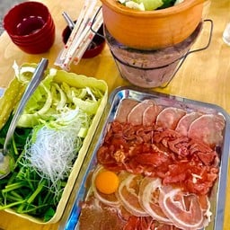 ชุดแซ่บสะเดิด