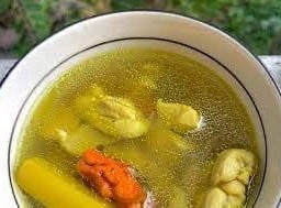 ไก่บ้านต้มขมิ้น