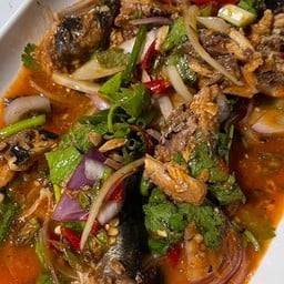 ยำปลากระป๋อง