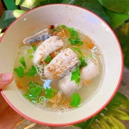 ข้าวต้มปลาเกาะสีชัง สะพานลอยบางพระ สะพานลอยบางพระ