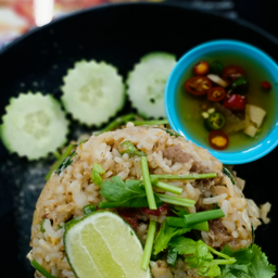 ข้าวผัดกำปงเนื้อ