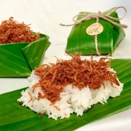 ข้าวเหนียวหมูห่อใบตอง