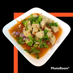 ยำหมูยอ