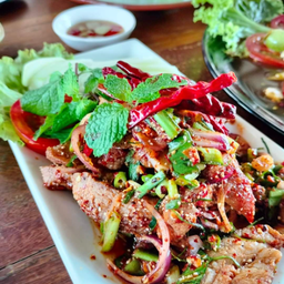 น้ำตกสันคอหมูย่าง