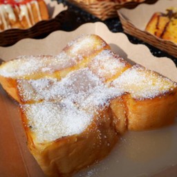 ปังโทสต์เนยน้ำตาล