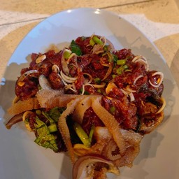 ส้าเนื้อดิบ