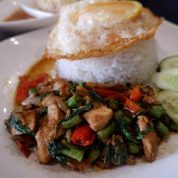 ข้าวกระเพราไก่+ไข่ดาว