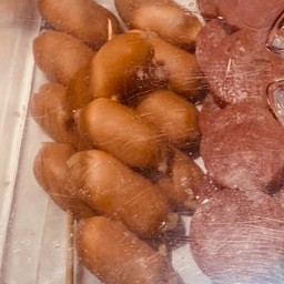 ไส้กรอกหนังกรอบ ไม้ละ