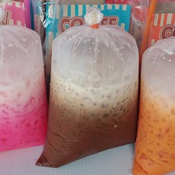 เจ้เอ กาแฟหน้าโรงบาลพระปกเกล้า