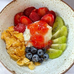 Greek yogurt & Cheese by Tonfern