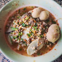 ธนะสิทธิ์ก๋วยต้มยำ เทียนทะเล20แยก5/1