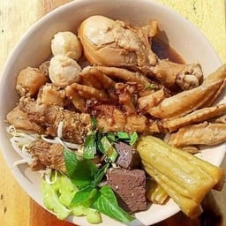 เตี๋ยวไก่ใช่เลย สาขา1