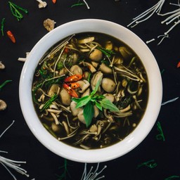 แกงเห็ดสามอย่าง