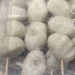 ลูกชิ้นปลา ไม้ละ