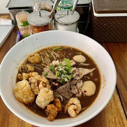 หมูน้ำตก
