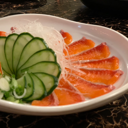 Salmon Uzusukuri แซลมอนแล่บาง