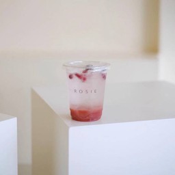 Strawberry soda