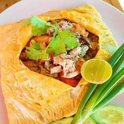 เมนูผัดไทยกุ่งสดห่อไข่ค่ะ
