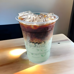 แบล็คคอฟฟี่มิ้นท์ลาเต้เย็น