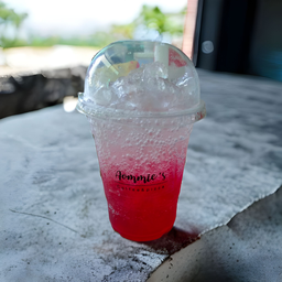 แดงโซดา