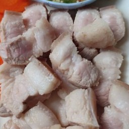ลวกจิ้มหมูสามชั้น