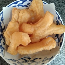 ปาท่องโก๋