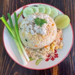 ข้าวผัดปู
