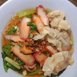 บะหมี่เกี๊ยวหมูแดง