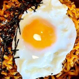 มาม่าจับกัง