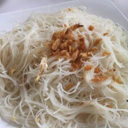 เส้นหมี่ลวก